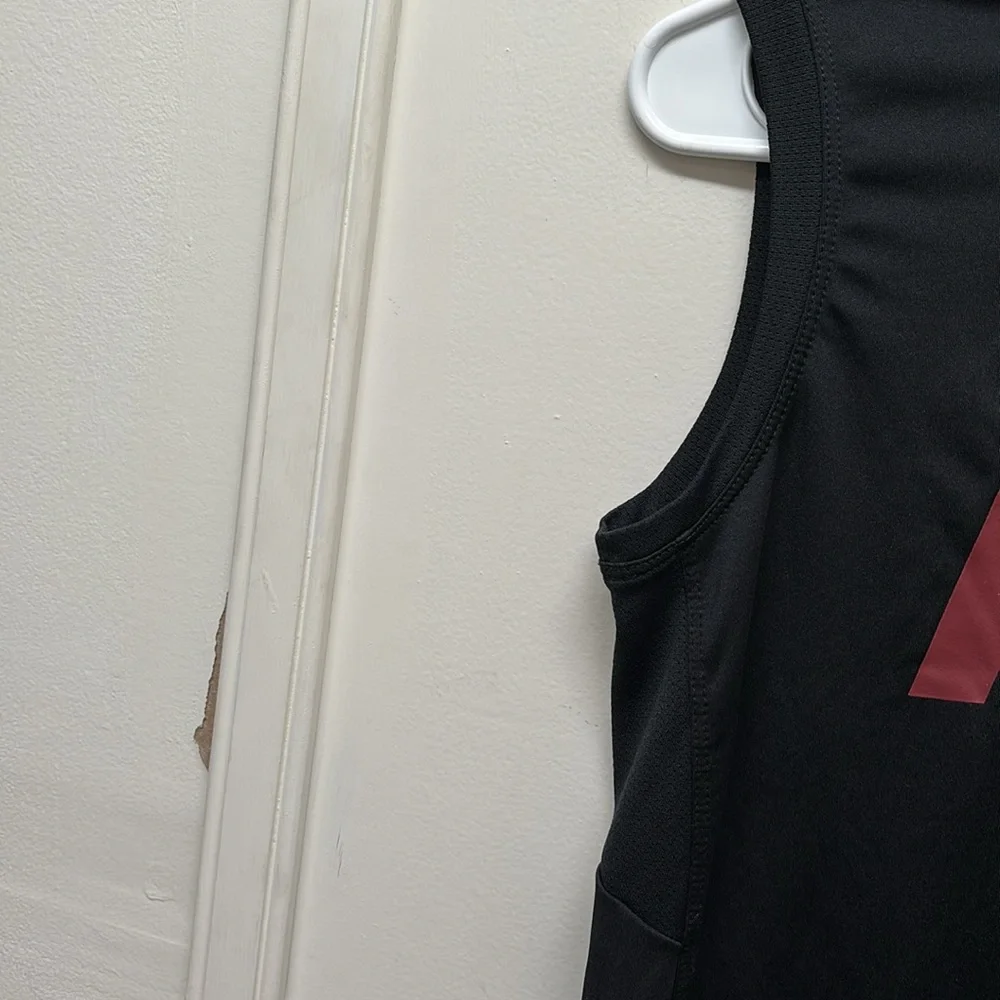 Nike Dri-Fit Tank Top - Size L